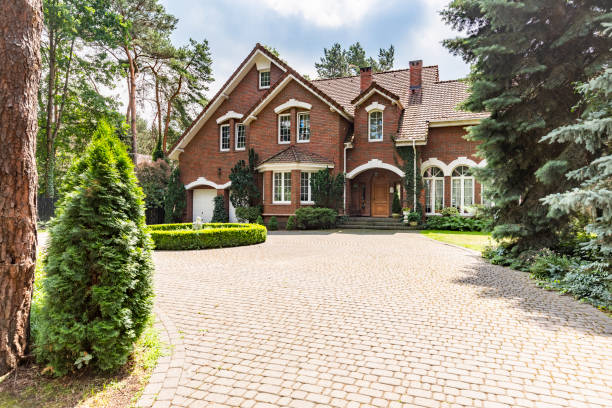 Best Professional Driveway Pavers  in West Pasco, WA